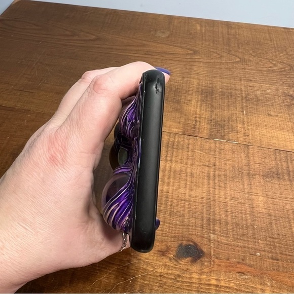 iPhone 8 Plus custom handmade phone case 3D dragon eyes in purple silicone - Picture 7 of 10